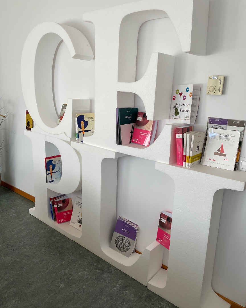 📚El Centro de Estudios de Promoción de la Lectura y #LiteraturaInfantil <a href="/Cepli_uclm/">CEPLI</a>  integrado en nuestra facultad, es un referente a nivel nacional e internacional en su campo.
👉¡Te animamos a conocerlo más fondo!
f.mtr.cool/iqvqxyozru
