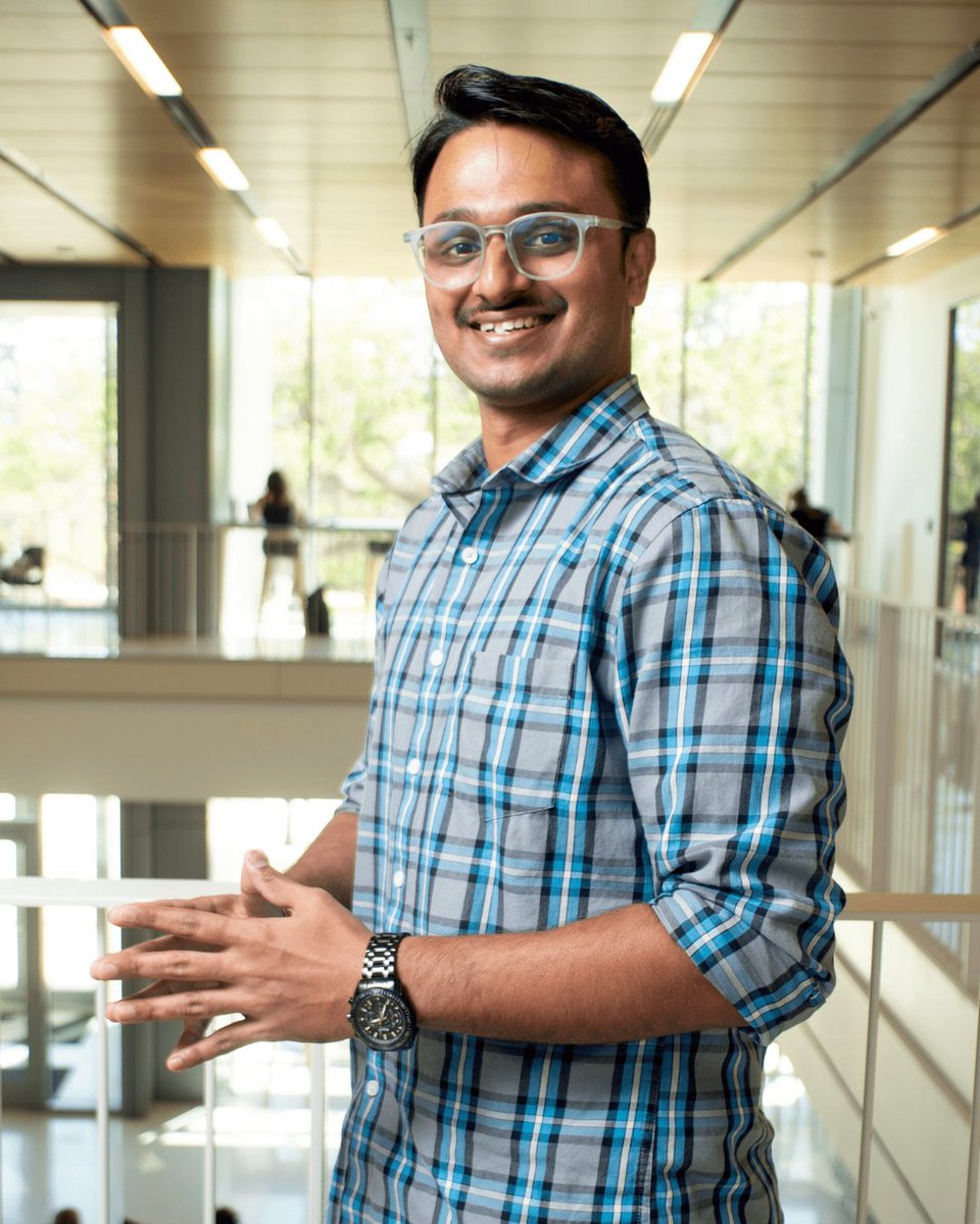 UF_Eng_Ed's tweet image. Aniket Malpure knows data. And in this age of machine learning and artificial intelligence, he also knows data can solve some of the world’s toughest problems. Now at @UF, Malpure is among the inaugural Applied Data Science (ADS) master’s degree cohort. bit.ly/4jnRx6p