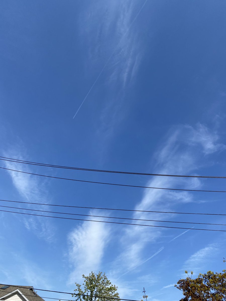 What are they spraying in the sky all day in NY when it’s a nice clear day out?? All day already! #chemtrails #RFKJr #elonmusk #DonaldTrump <a href="/RobertKennedyJr/">Robert F. Kennedy Jr</a> <a href="/elonmusk/">Elon Musk</a> <a href="/POTUS/">President Donald J. Trump</a> <a href="/realDonaldTrump/">Donald J. Trump</a> #spraying #NewYork #StatenIsland