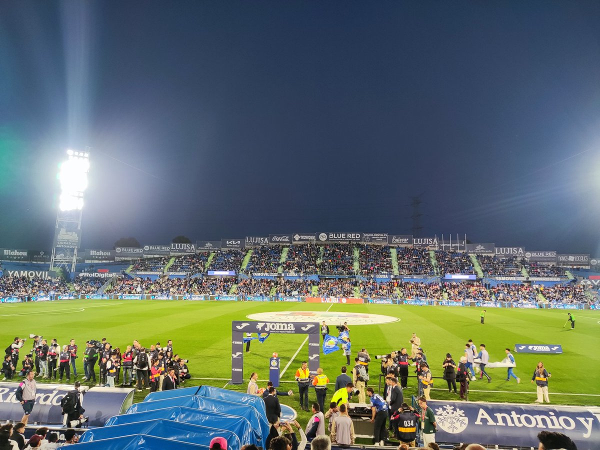 iblanco82's tweet photo. VAMOS GETA
@GetafeCF @FPGETAFE @AzulonAzulon @MarcoRocha @mariscosbomar @heras_alberto https://t.co/1gEBeuFL9Z