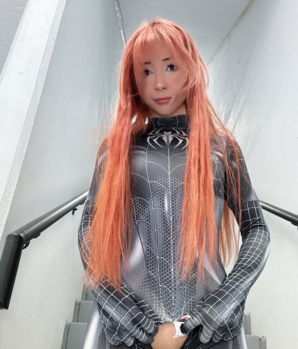 Watch mia's leaked NSFW photo on TwXstars