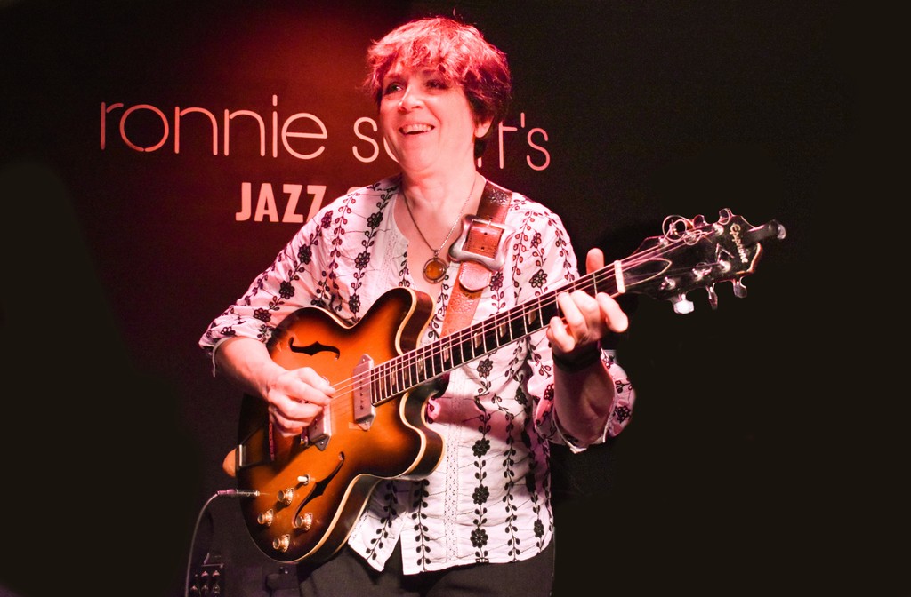 Jazz in the Round (@jazzintheround) on Twitter photo Soloist added for Monday's show! Esteemed touring + recording artist, <a href="/deirdcartwright/">Deirdre Cartwright</a> won 2020's Services to Jazz at the Parliamentary Jazz Awards.
๐ Monday 28th <a href="/cockpittheatre/">The Cockpit</a>
๐ฅ Knats
๐ธ Deidre Cartwright (solo)
๐ท George Johnson
๐๏ธ jazzintheround.co.uk ๐ต Soloist added for Monday's show! Esteemed touring + recording artist, <a href="/deirdcartwright/">Deirdre Cartwright</a> won 2020's Services to Jazz at the Parliamentary Jazz Awards.
๐ Monday 28th <a href="/cockpittheatre/">The Cockpit</a>
๐ฅ Knats
๐ธ Deidre Cartwright (solo)
๐ท George Johnson
๐๏ธ jazzintheround.co.uk ๐ต