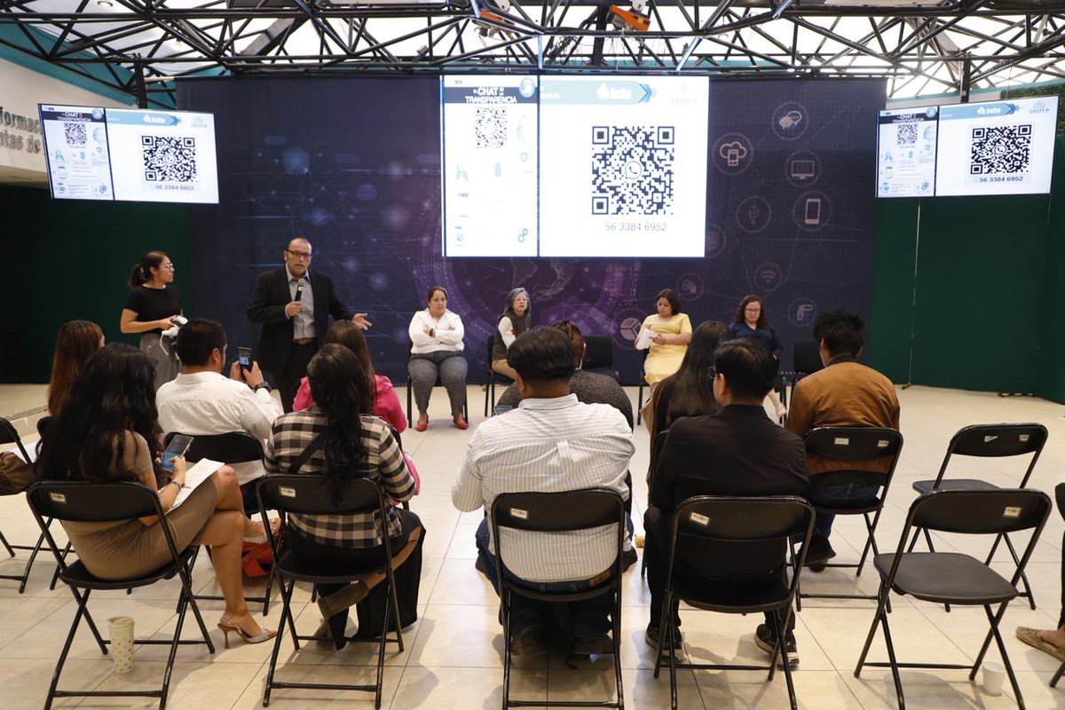 InfoCdMex's tweet image. 🤖 El Chat #Atic y el #INFOverso, herramientas virtuales del Instituto, fueron presentados a la comunidad de @SomosJUCAM.
👣 Además, realizaron un recorrido guiado por nuestras instalaciones y presenciaron el cierre del 🔘#PlenoINFOCDMX.
¡Gracias por su interés! 🏫✨