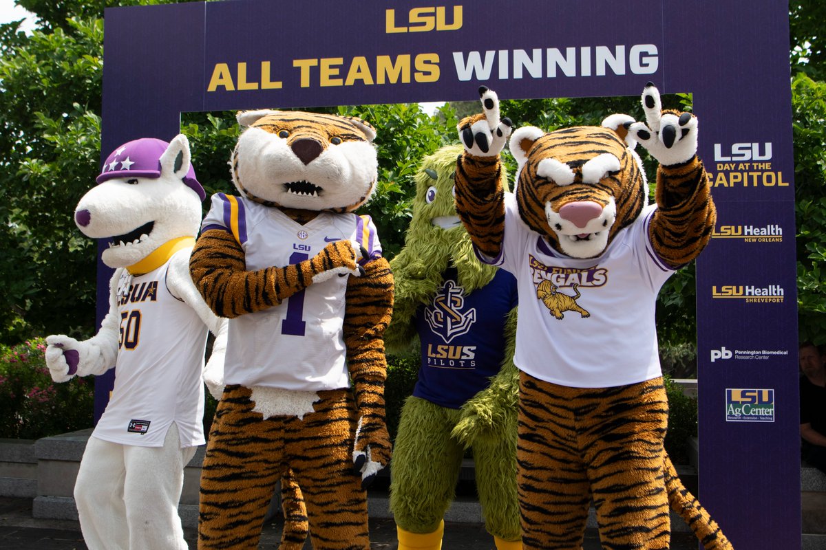 LSUEunice's tweet image. The State Capitol was decked in Purple and Gold today as part of LSU Day at the Capitol. We could not be more excited to join the entire LSU system and show our state legislature how LSU Builds Team That Win!