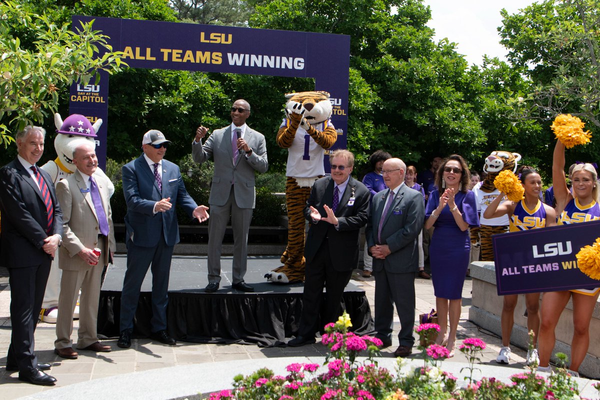 LSUEunice's tweet image. The State Capitol was decked in Purple and Gold today as part of LSU Day at the Capitol. We could not be more excited to join the entire LSU system and show our state legislature how LSU Builds Team That Win!