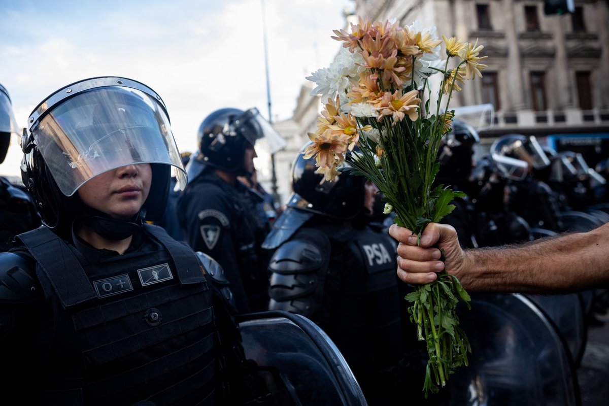 Lo que se dice poner la otra mejilla <a href="/AFPphoto/">AFP Photo</a>