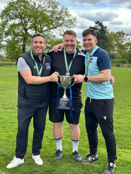 🔵⚪️PLEASE READ⚪️🔵

On behalf of Pinxton FC, we would like to wish Kenny Shinfield a speedy recovery. 

Kenny’s family have asked that everyone respect their privacy during this difficult time  but also want to thank you all for the messages of support. 

Thank you 

#kingkenny