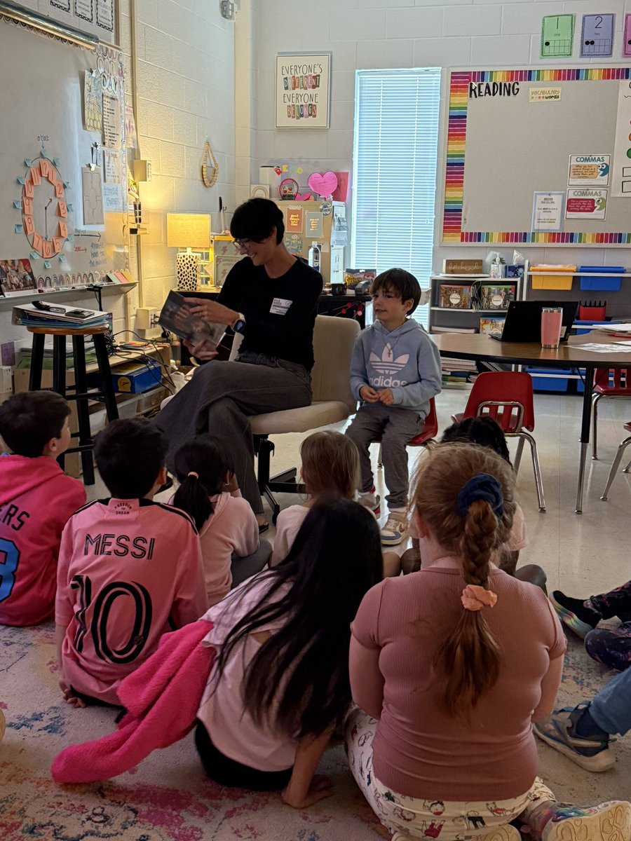 A couple amazing mystery readers recently!!! 📚🤗 <a href="/DolvinES/">Dolvin ES</a>