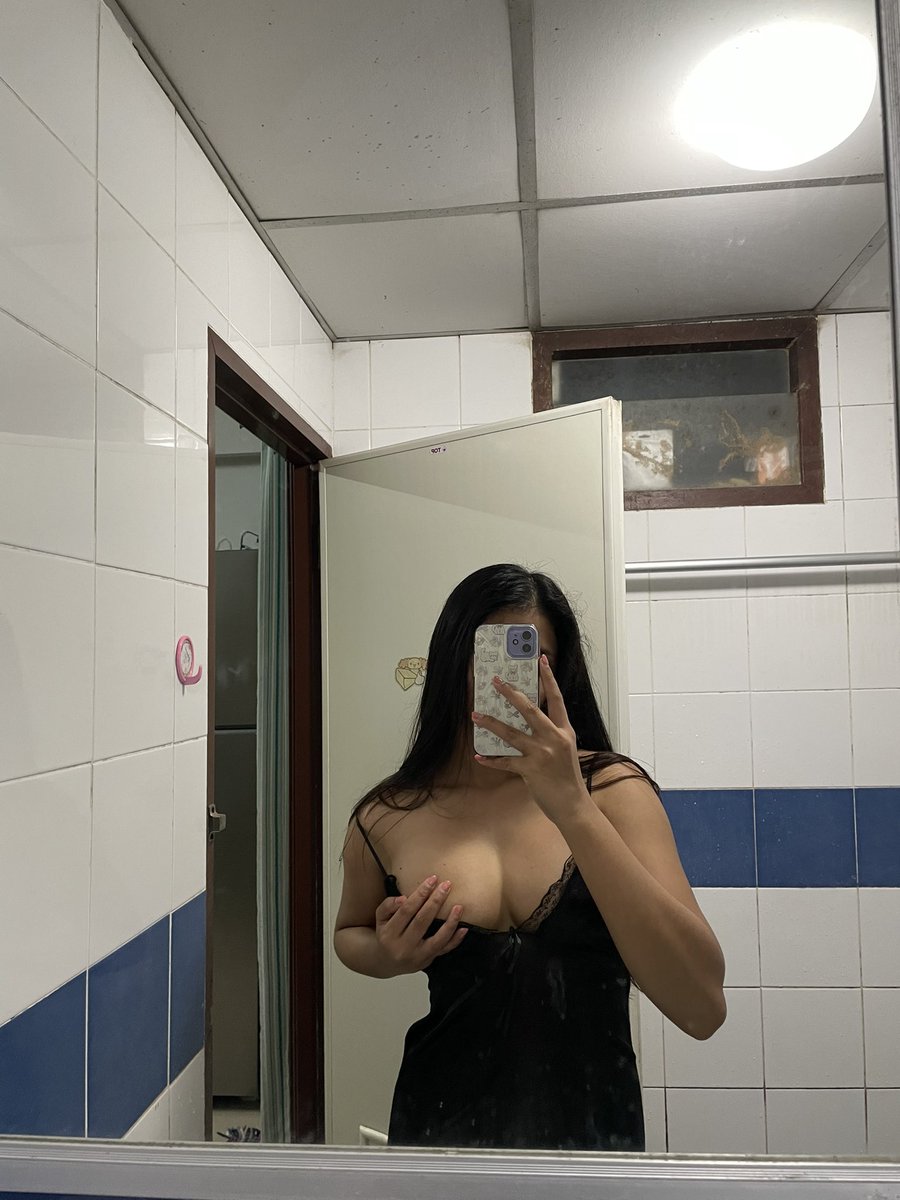 It's Phil, no matter how late she works, how tired she is, but she has to take a shower before going to bed hahaha.🤣🤣