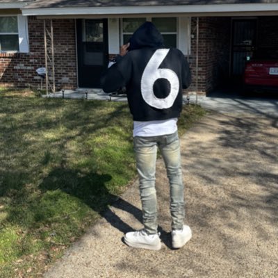 chenooque's tweet image. 🤍🥶