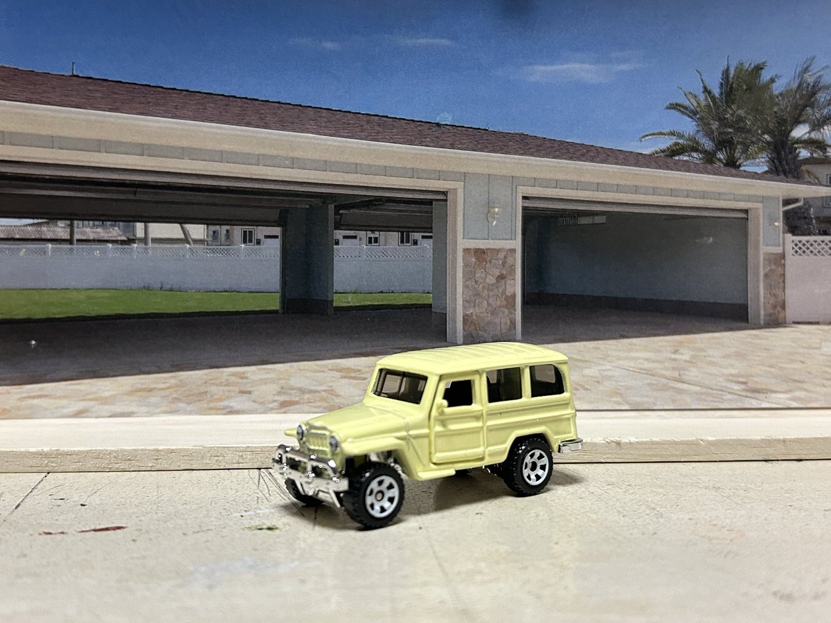 porschegmbh's tweet image. #マッチボックス  #Jeep  #WILLYS  #WAGONEER 
ワゴニアの始祖、'62ウィリスワゴンです
フロントドア、ﾊﾟｺｰﾝです🚪ﾊﾞﾀﾝｯ
後ろからのJ36感がカッコイイ👍
そしてワラワラとワゴニア会が集まりました〜