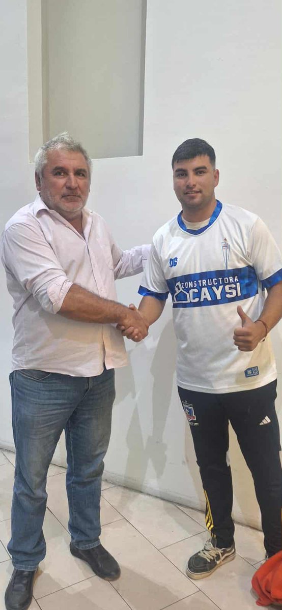🚨 Alerta de Refuerzos 

Un grande que vuelve. Católica de Melon anuncia 3 buenos refuerzos. Gonzalo Aban ex profesional con recorrido en Calera, San Luis y San Marcos entre otros, Emilio Muller ex Flecha de La Ligua y Alex Calderón proveniente de la Asociación Las Achupallas.