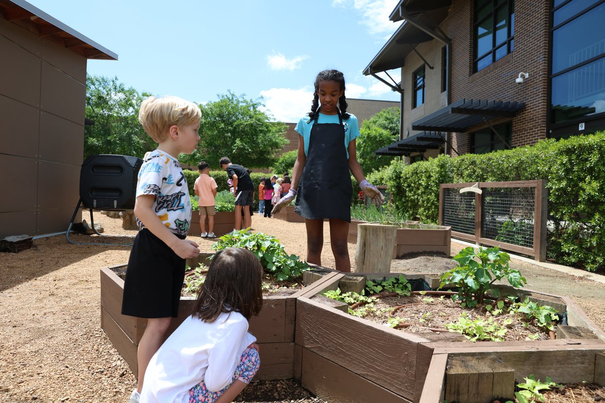 🌱🌍 Today, <a href="/canSTEM/">Cannon Cubs</a> celebrated Earth Day! Their fourth and fifth grade GT LEADers guided Cannon Cubs through a variety of learning stations in the community garden, including garden tours, mint leaf pressing, story time and tree ring paintings. 🌍🌱