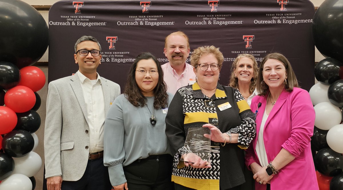 BadruddozaSyed's tweet photo. Honored to be part of the team recognized with the 2025 President’s Award for Excellence in Engaged #Research at @TexasTech for our project “Promoting #Healthy Eating in Families with Young #Children.”  #EngagedScholarship #Community #Impact https://t.co/fz3ssN5OxY