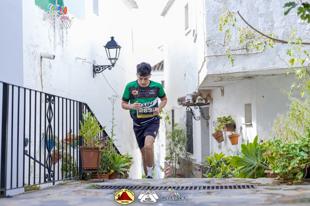🏁 𝕍𝕀𝕀𝕀 ℂ𝕏𝕄 𝕍𝕀𝕃𝕃𝔸 𝔻𝔼 ℂ𝔸𝕊𝔸ℝ𝔼𝕊 🏘️

📅 𝟭𝟵 𝗔𝗯𝗿𝗶𝗹 𝟮𝟬𝟮𝟱 |🚩 𝑪𝒂𝒔𝒂𝒓𝒆𝒔 (𝑴á𝒍𝒂𝒈𝒂)  🇳🇬

📸 ᴜɴᴀ ɢᴀʟᴇʀíᴀ ᴅᴇ ɪᴍáɢᴇɴᴇs ᴘᴀʀᴀ ʀᴇғʟᴇᴊᴀʀ ᴄóᴍᴏ sᴇ ᴠɪᴠɪó ᴇsᴛᴀ éᴘɪᴄᴀ ᴠɪɪ ᴇᴅɪᴄɪóɴ ᴀ ʟᴏ ʟᴀʀɢᴏ ᴅᴇ sᴜ ʀᴇᴄᴏʀʀɪᴅᴏ.