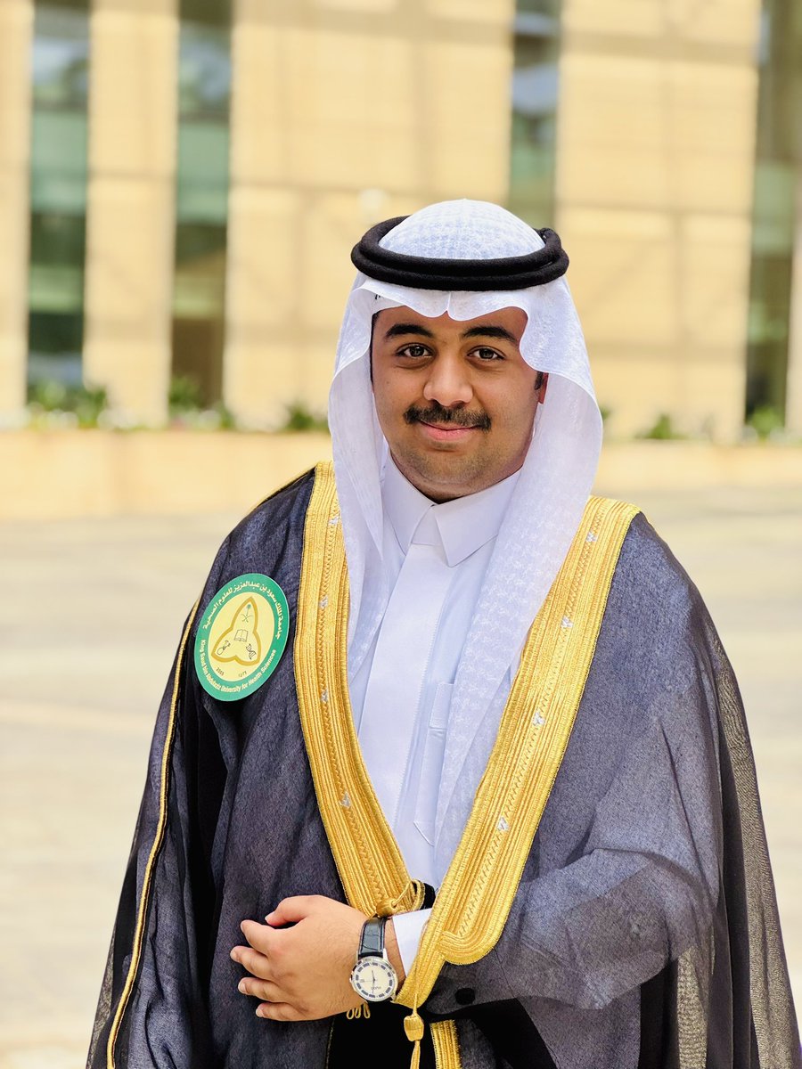RT. Mohammed Alrizq (@mohammedalrizq5) on Twitter photo من أول خطوة في الروضة إلى لحظة التخرج من الجامعة…
مضى أسبوع على ذكرى ما راح أنساها أبدًا.
صورتين تلخص مشوار العمر، بين البدايات والنهايات الجميلة.♥️ من أول خطوة في الروضة إلى لحظة التخرج من الجامعة…
مضى أسبوع على ذكرى ما راح أنساها أبدًا.
صورتين تلخص مشوار العمر، بين البدايات والنهايات الجميلة.♥️