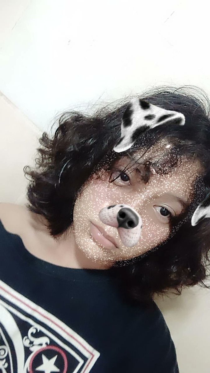 foto kon filtro de perrito luego de intentar suicidarme 🤤🤤🤤