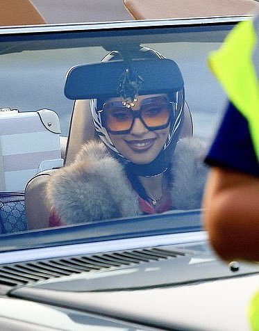 alexa demie back as maddy on the set of euphoria season 3 she looks chicer and richer