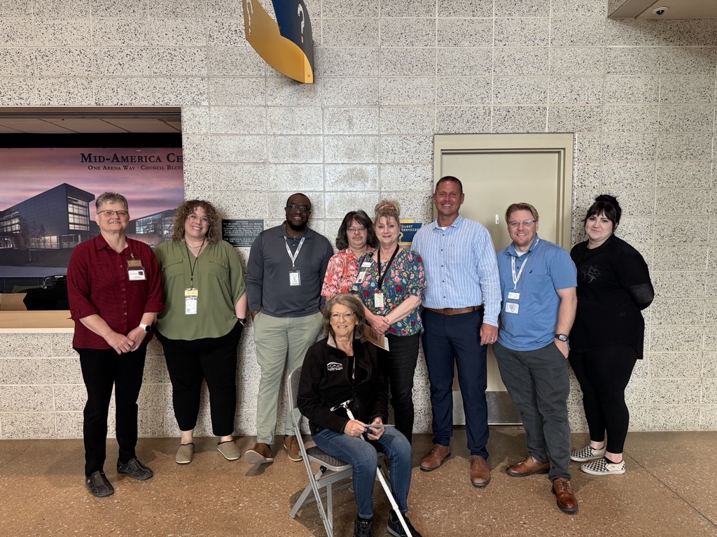 Today is National Administrative Professionals Day! We want to thank our amazing administrative team for all their hard work! 😍 
#midamericacenter #NationalAdministrativeProfessionalsDay