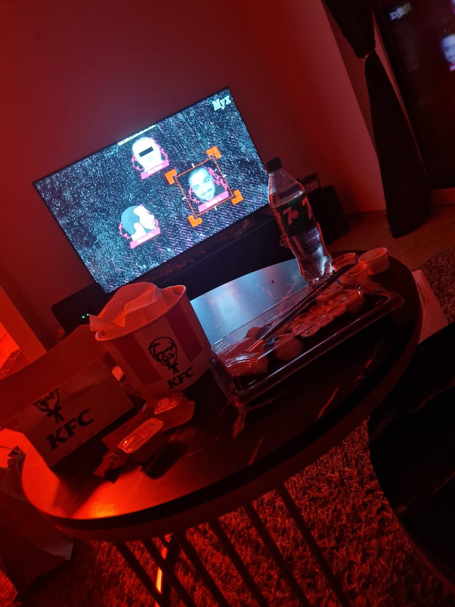 Ich bin Melkgeil.
Wer von euch kleinen Fötzchen hat heute die Ehre, von mir gemelkt zu werden? Beweist euch mit einem Tribut denn nur wer zahlt, wird belohnt. Ich melke euch über Voicemails, Calls, Anydesk…
Vielleicht auch anders. Ich entscheide.

#findom #Geldsklave #Herrin