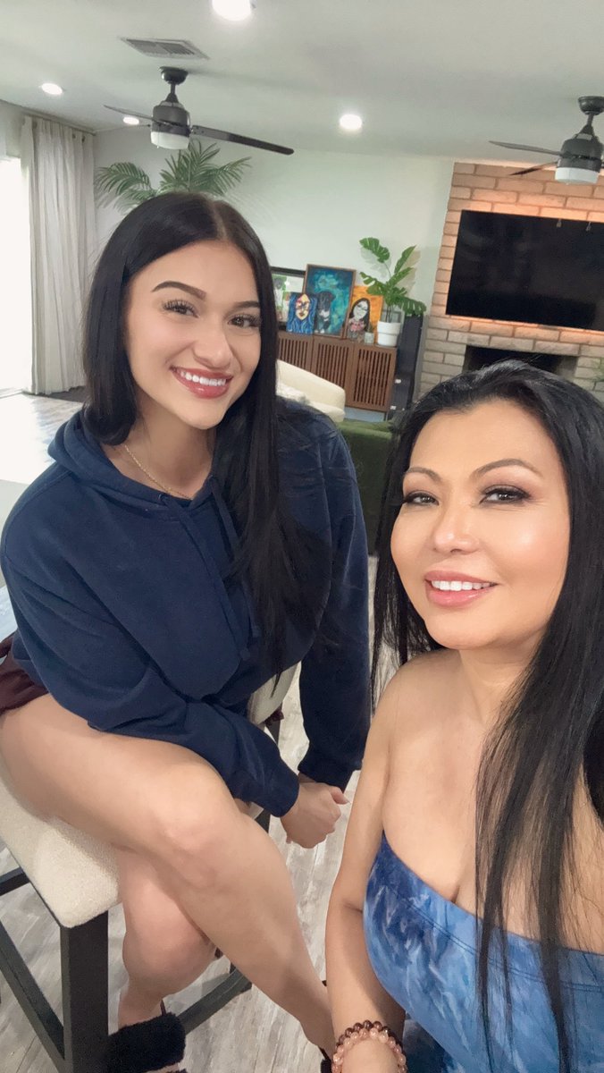 Krystal Davis - Asian MILF (@krystaldavisxxx) on Twitter photo Going live on my spicy channel at 3pm EST with the lovely <a href="/samanthacreams/">samanthacreams</a>
๐
onlyfans.com/krystaldavisfrโฆ Going live on my spicy channel at 3pm EST with the lovely <a href="/samanthacreams/">samanthacreams</a>
๐
onlyfans.com/krystaldavisfrโฆ
