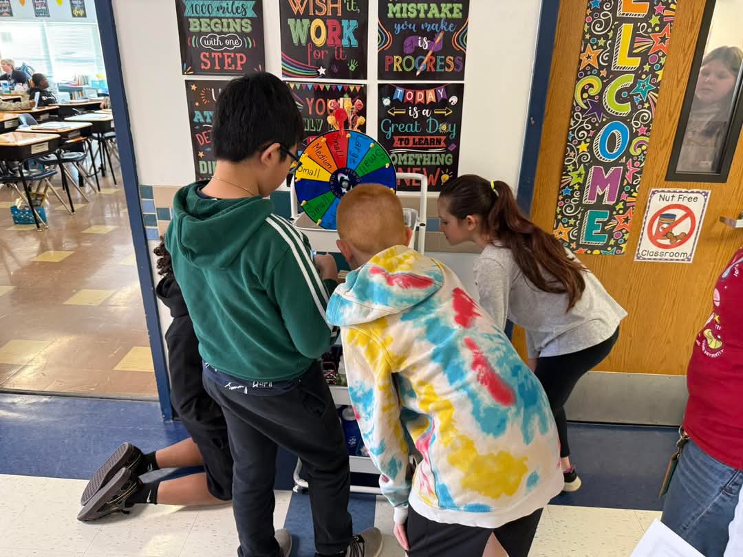 Craig Hill School (@craighillgcsd) on Twitter photo Today we celebrated students who completed the Spring Break Math Challenge from <a href="/GCSDcommschools/">GCSD Community Schools</a>. Students who returned their packet got to spin the prize wheel for a prize! Way to Sharpen the Saw over the break Cougars! <a href="/GreeceCentral/">Greece Central</a> <a href="/TheLeaderinMe/">The Leader in Me</a> Today we celebrated students who completed the Spring Break Math Challenge from <a href="/GCSDcommschools/">GCSD Community Schools</a>. Students who returned their packet got to spin the prize wheel for a prize! Way to Sharpen the Saw over the break Cougars! <a href="/GreeceCentral/">Greece Central</a> <a href="/TheLeaderinMe/">The Leader in Me</a>