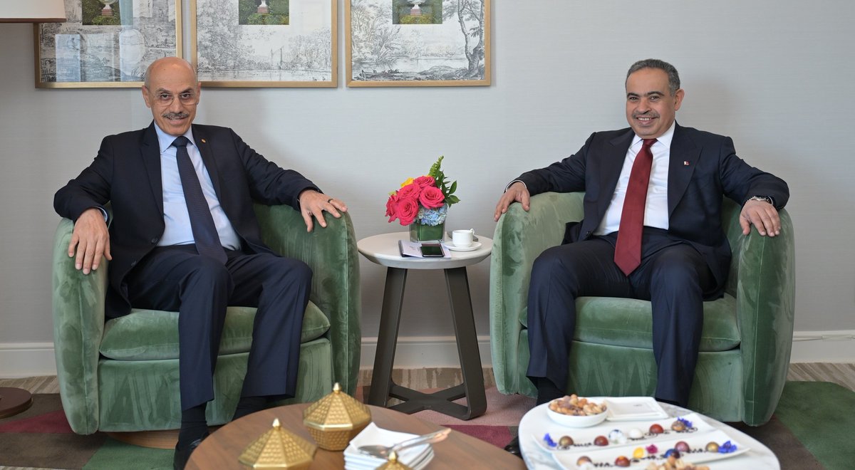 وزير المالية يجتمع مع رئيس مجموعة البنك الإسلامي للتنمية
#قنا #قطر #اقتصاد 
ow.ly/89L450VGABM