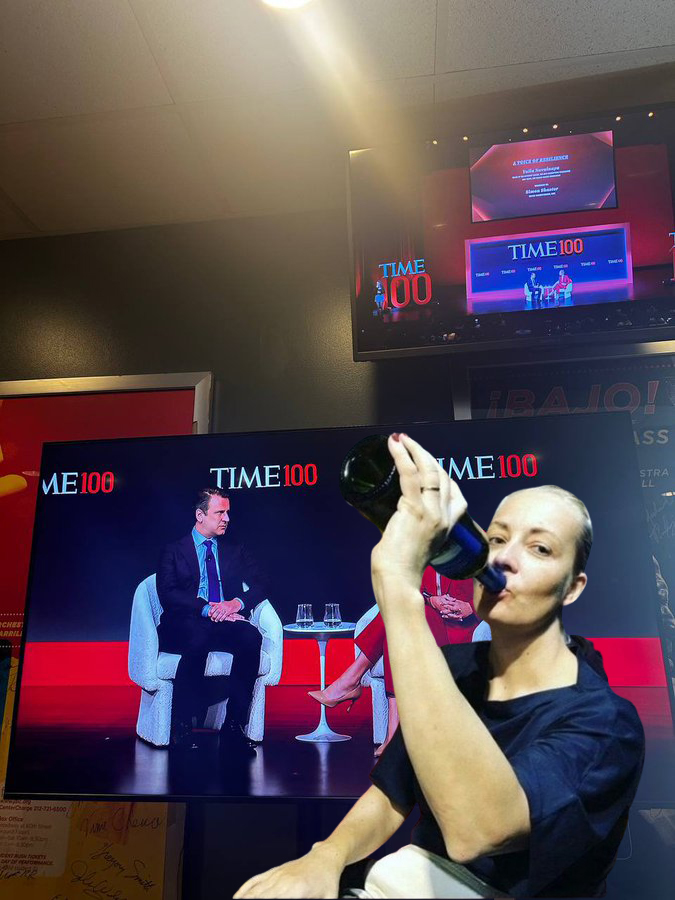 <a href="/Kira_Yarmysh/">Кира Ярмыш</a> <a href="/yulia_navalnaya/">Yulia Navalnaya</a> Трудно выразить словами, насколько всем пoxyй 😏👌