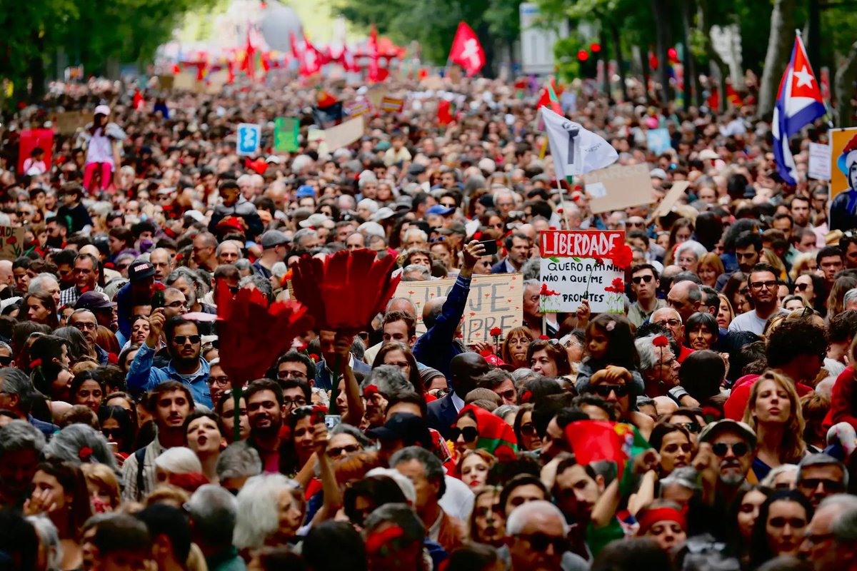 É PARA CELEBRAR ABRIL SEM RESERVAS