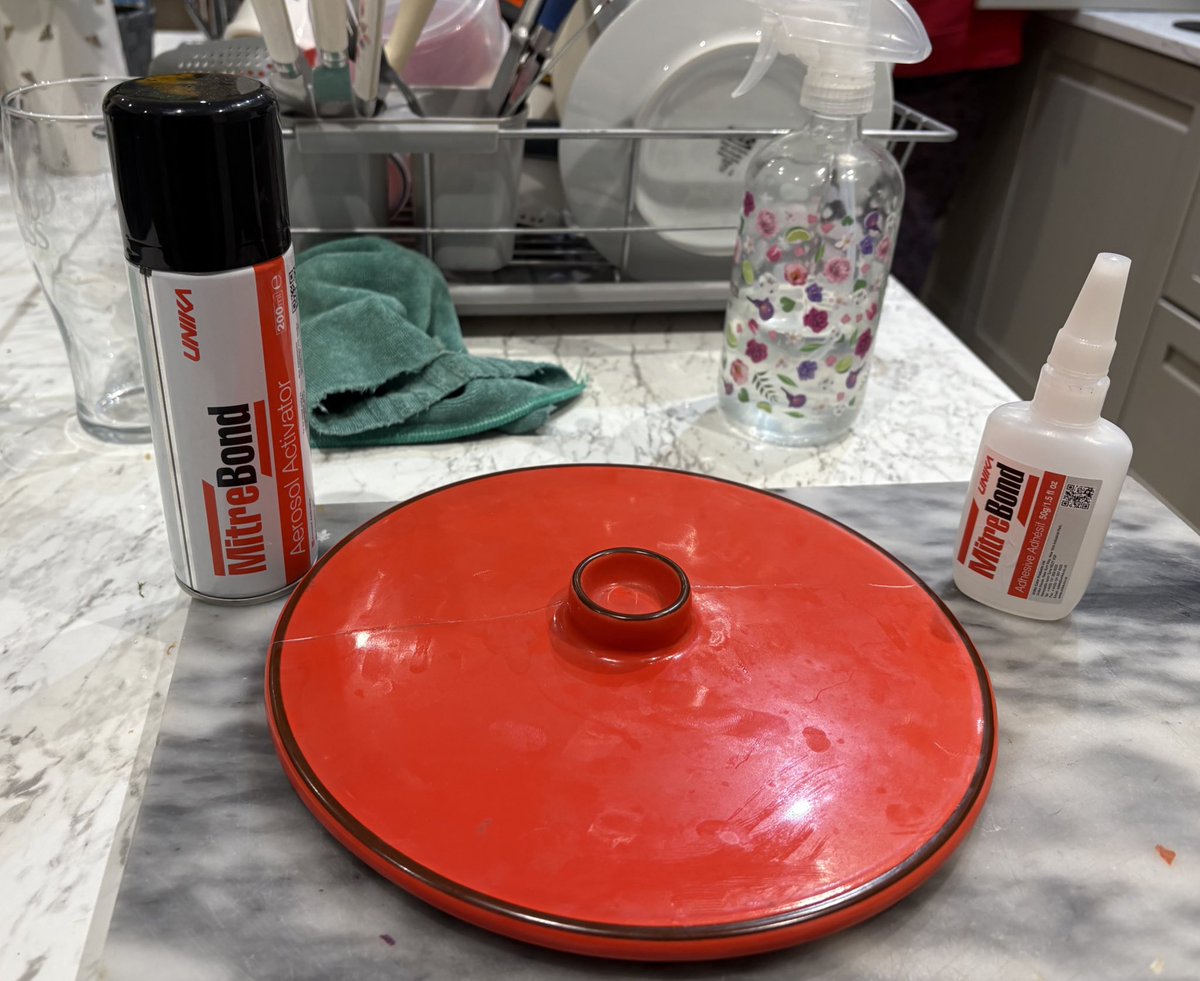 seanbigfellamel's tweet photo. Mitre Bond Adhesive and Activator works really well. 
The broken ceramic lid is now fully repaired👏
Unfortunately it is now stuck to the chopping board I left it on🤔
#FrankSpencerDIY https://t.co/DZRhCUqmDs