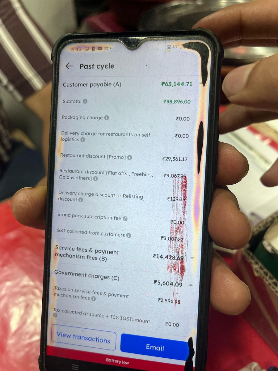 Hot_since1108's tweet photo. Dear @deepigoyal &amp; @Zomato, as a loyal customer and voice for small eateries, I’m alarmed by hidden “irrelevant charges” and payout irregularities squeezing restaurant margins and trust. 📉💔 When commissions stack unexpectedly and payments get delayed, neighborhood gems opt out https://t.co/HDoSAVbYaY