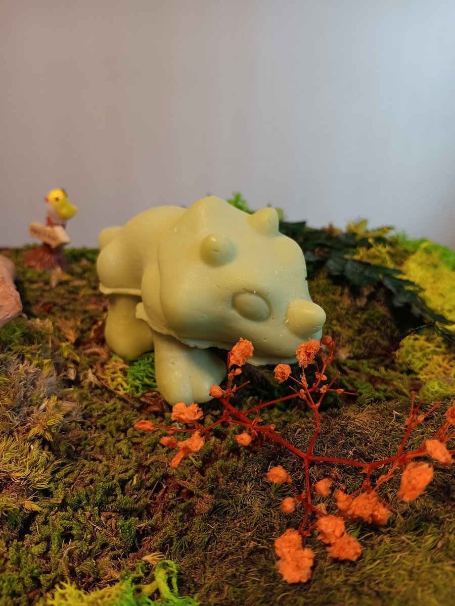 Real dinosaurs WISHED that they could forage indoors. 😅#dinosaursoap #soapmaking #soapmolds #Etsy
