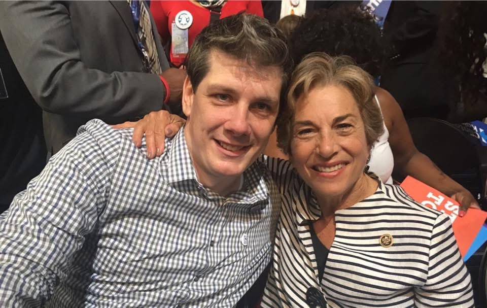 kylehillman's tweet photo. If this ends up true, genuinely appreciate her leadership and representting our district. Always a #JanFan
Acios reporting: Rep. Jan Schakowsky tells colleagues she's retiring
https://t.co/ixybNqpqLY https://t.co/qmVGXHrIgs
