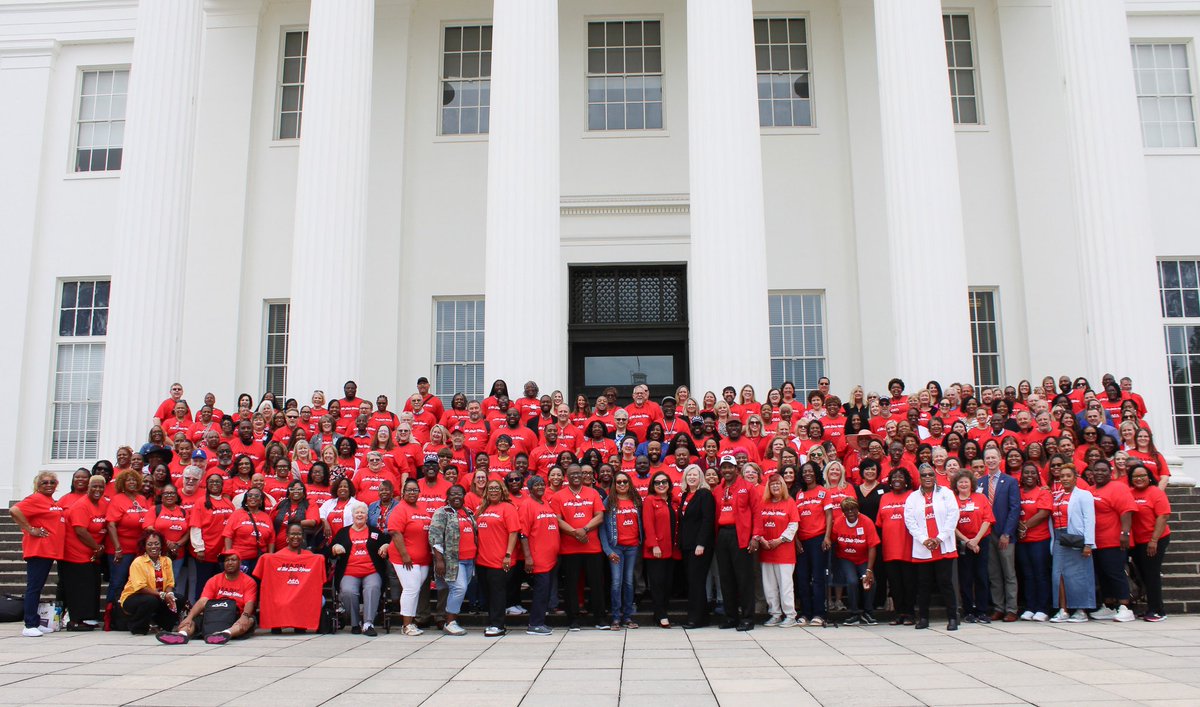 myAEA's tweet photo. Today, over 400 educators from far and wide met with legislators to express appreciation for key legislative wins such as paid parental leave and fully funding PEEHIP.  🎉 THANK YOU for making AEA Day at the State House a success! 🙌 

📸 View photos here: https://t.co/edb145iNWA. #myAEA #AEADay25 #alpolitics