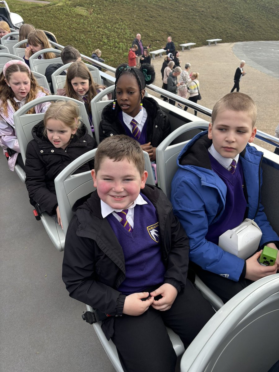 MissCarbery tweet media