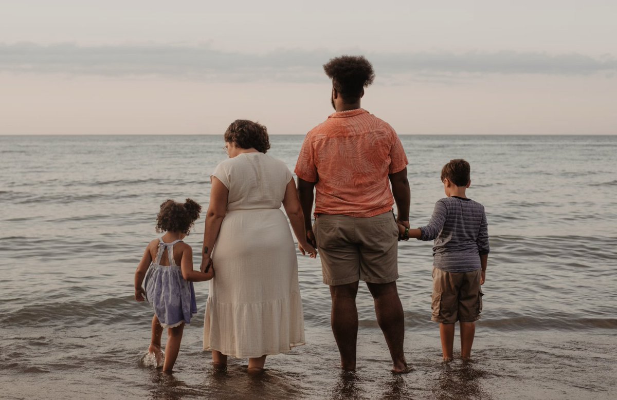 “Under current state law, access to paid leave is largely determined by where a person lives+works. Companies, counties+cities in PA set different policies for how long a worker can take off+why. (Spotlight PA)

Time to make paid leave a reality for ALL in PA!  

#FamilyCareAct