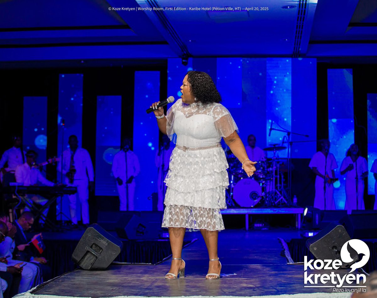 Barbaracassa's tweet image. 22 Et à l’heure qu’ils commencèrent le chant du triomphe et la louange, l’Eternel mit des embûches contre les enfants de Hammon, les Moabites, et ceux du mont de Séhir, qui venaient contre Juda, de sorte qu’ils furent battus.
2 Chroniques 20: 21-22 #wr 
#pwomèspam #yttn