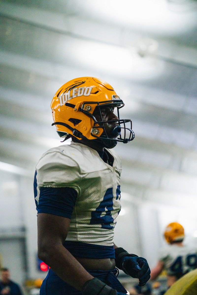 After much thought and consideration I've decided to enter my name into the transfer portal with 4 years of eligibility. DM film
Ibraheem Kamara
6'3 220
Linebacker
HS coach 330-326-7602
Personal 234-237-3643