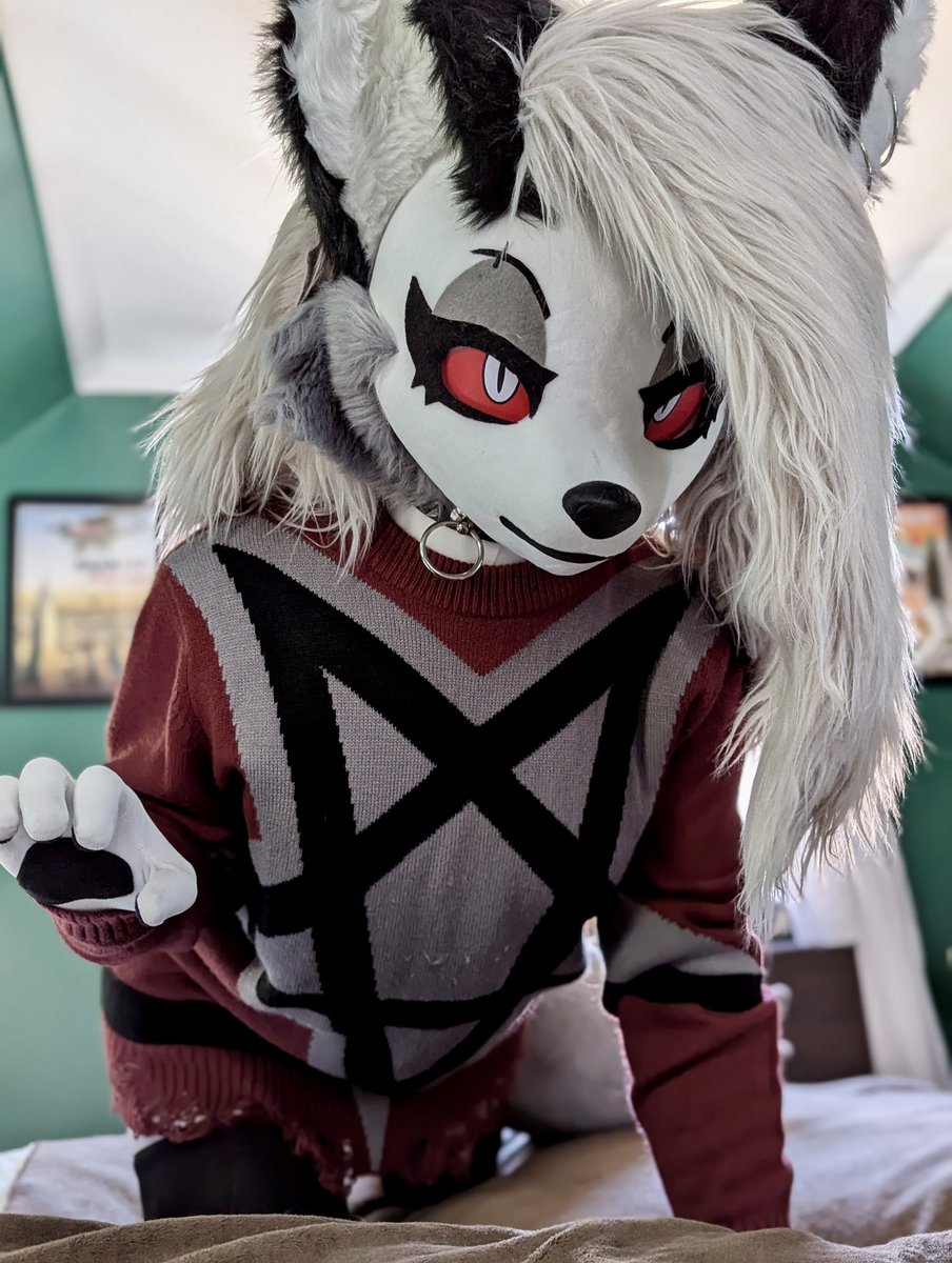 Would you let this dog on your bed?
📷:<a href="/Klaxo_Hime/">Khepri's Pyramid✨</a> 
Outfit: <a href="/ChevellesGarage/">🜏⛧ ℭ𝔥𝔢𝔳𝔢𝔩𝔩𝔢 ⛧🜏</a>