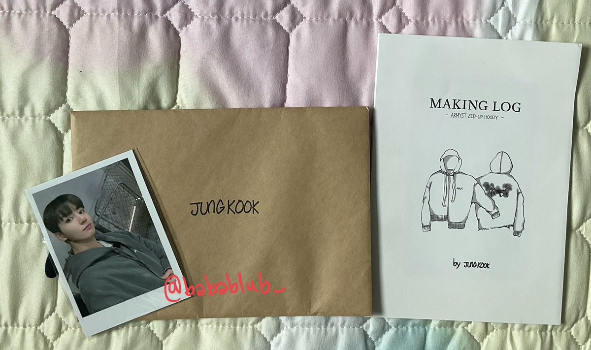 babablub_'s tweet photo. พร้อมส่ง/รวมส่ง
  
; making log armyst zip up hoody 600 (พร้อมโอนลดได้) 
; 2022 season's greeting 120 
; หมัดแมว 120 
; dicon 200  

#ตลาดนัดบังทัน #ตลาดนัดbts jungkook จองกุก https://t.co/g9FGvTu57t