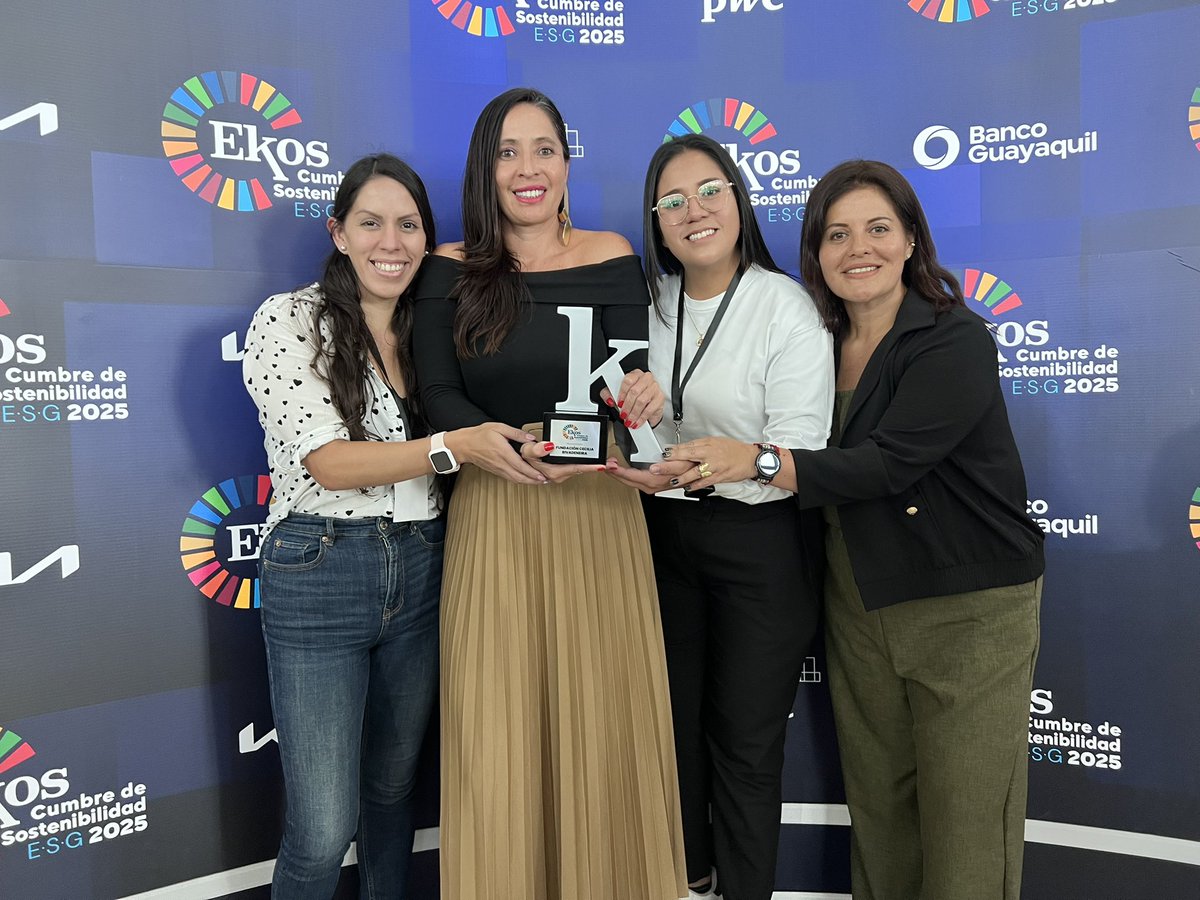 Recibimos con gratitud este reconocimiento que refuerza nuestro compromiso con niñas, niños y adolescentes con cáncer.🧡🎗️

Seguiremos transformando vidas con dignidad, amor y esperanza. 

Cada niño merece vivir con alegría, propósito y apoyo.

#CumbreSostenibilidadESG #FCR