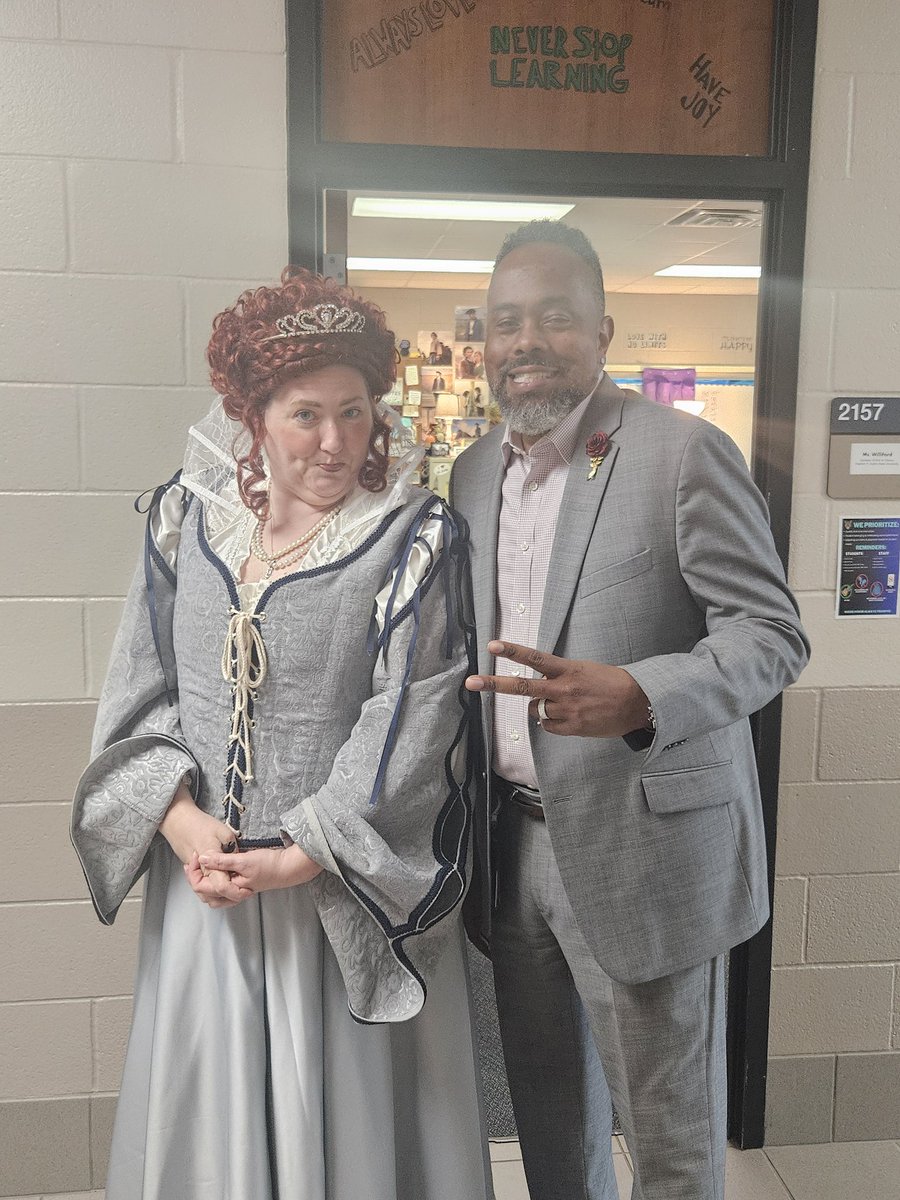 Martin L. Drayton (@maclle) on Twitter photo Major shoutout to Ms. Williford (ENG 2) bringing "Julius Caesar," Act 1 to life! This is how you LEVEL UP a lesson 🎭🔥—drama, engagement, enthusiasm!! 🎬✨
Eng 2 EOC is over...but we're not done! <a href="/CyFairISD/">Cypress-Fairbanks ISD</a> <a href="/cycreekhs/">Cy Creek High School</a> #CFISDspirit Major shoutout to Ms. Williford (ENG 2) bringing "Julius Caesar," Act 1 to life! This is how you LEVEL UP a lesson 🎭🔥—drama, engagement, enthusiasm!! 🎬✨
Eng 2 EOC is over...but we're not done! <a href="/CyFairISD/">Cypress-Fairbanks ISD</a> <a href="/cycreekhs/">Cy Creek High School</a> #CFISDspirit