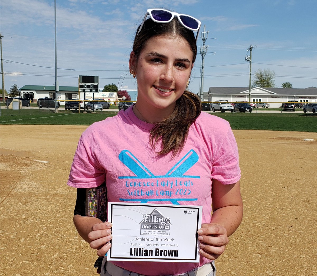 GeneseoCurrent's tweet image. Congratulations to Lillian Brown on winning the Village Home Stores Athlete Of The Week (4/14 - 4/19)! Lillian was 6 for 8 with 3 doubles, 2 homers, &amp;amp; 6 RBI at the Panther Classic in Washington.

@VilgHomeStores
@LeafSoftball 🥎