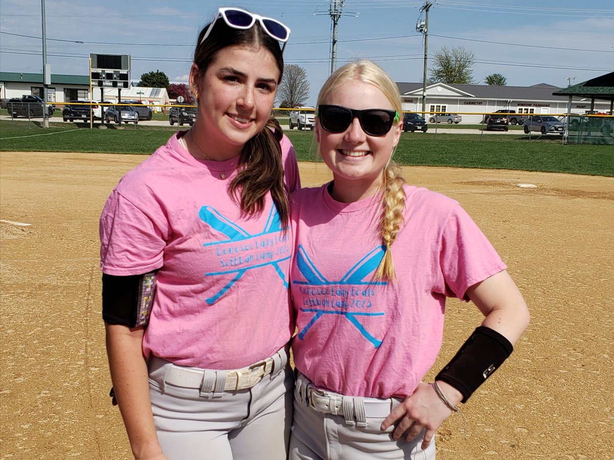 GeneseoCurrent's tweet image. Congratulations to Lillian Brown on winning the Village Home Stores Athlete Of The Week (4/14 - 4/19)! Lillian was 6 for 8 with 3 doubles, 2 homers, &amp;amp; 6 RBI at the Panther Classic in Washington.

@VilgHomeStores
@LeafSoftball 🥎