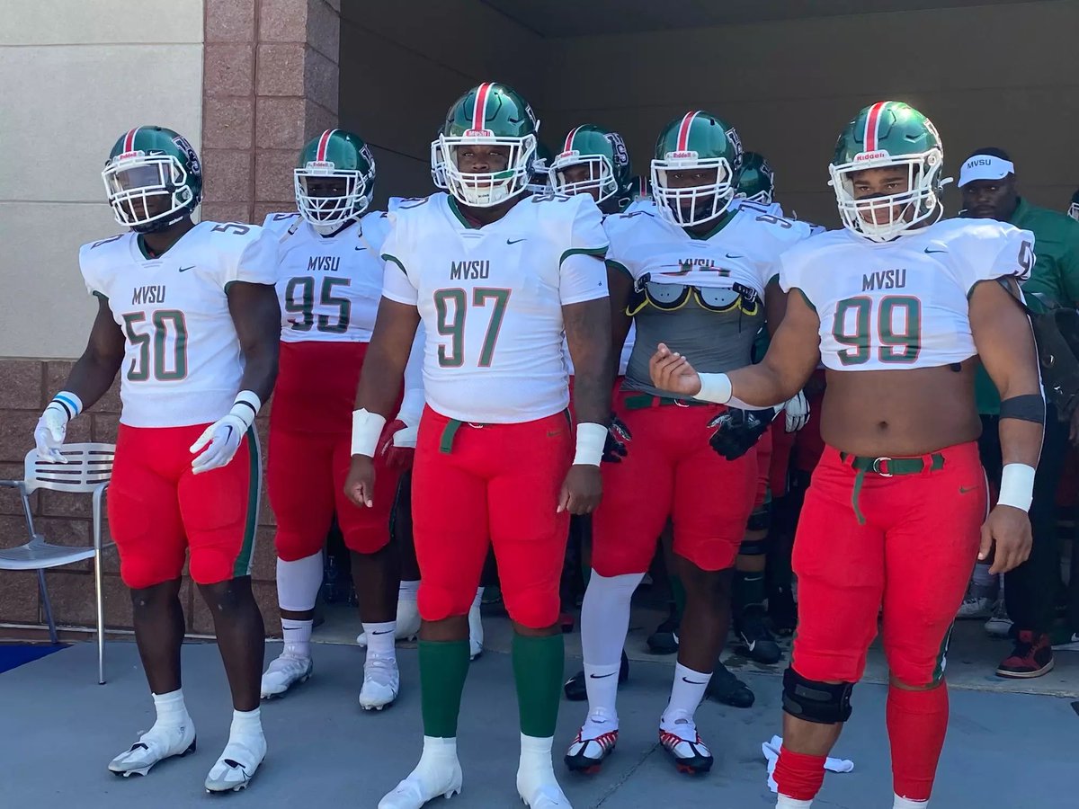 Keevon Jacobs (@keevonjacobs) on Twitter photo After a great conversation with <a href="/CoachBingham7/">Zavian Bingham</a> I am blessed to receive an offer from Mississippi Valley State!!! <a href="/CoachEdwards_66/">Montra Edwards Sr</a> <a href="/CoachDDuggan/">David Duggan</a> <a href="/Coach_Brinson_/">CoachBrinson_</a> <a href="/Coach_Jacobs19/">CoachJacobs II</a> <a href="/MalcolmLRollins/">Malcolm Rollins</a> <a href="/shayhodge3/">Shay Hodge™</a> <a href="/JARaiderFB/">JA Raider Football</a> <a href="/ValleyStateFB/">Mississippi Valley State University Football 🟢🔴</a> After a great conversation with <a href="/CoachBingham7/">Zavian Bingham</a> I am blessed to receive an offer from Mississippi Valley State!!! <a href="/CoachEdwards_66/">Montra Edwards Sr</a> <a href="/CoachDDuggan/">David Duggan</a> <a href="/Coach_Brinson_/">CoachBrinson_</a> <a href="/Coach_Jacobs19/">CoachJacobs II</a> <a href="/MalcolmLRollins/">Malcolm Rollins</a> <a href="/shayhodge3/">Shay Hodge™</a> <a href="/JARaiderFB/">JA Raider Football</a> <a href="/ValleyStateFB/">Mississippi Valley State University Football 🟢🔴</a>
