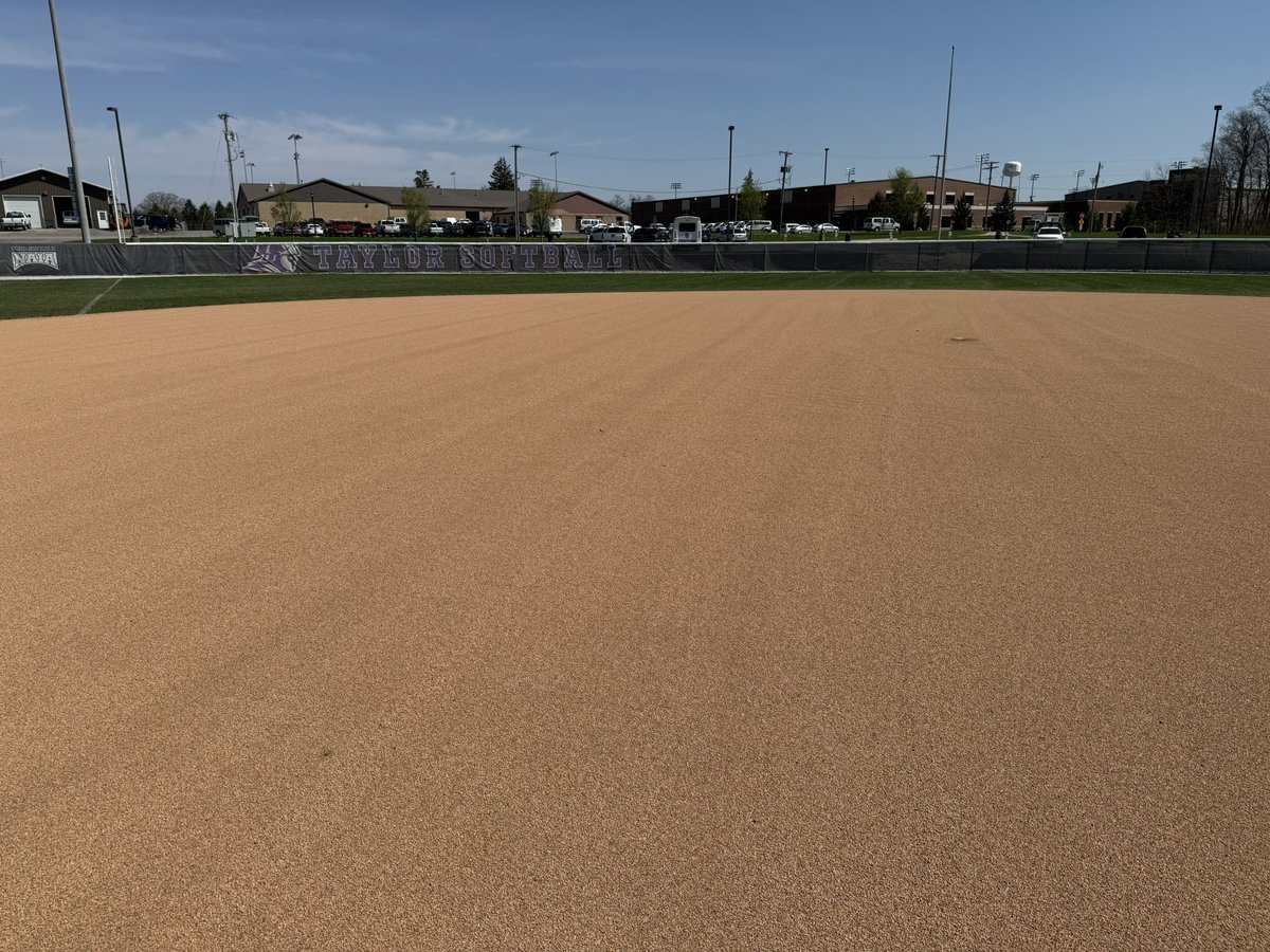 Blake Marschand / Marschand’s Athletic Field Serv. (@blakemarschand) on Twitter photo Laser grade with some new <a href="/DuraEdge/">DuraEdge Products</a> at Taylor University Softball. ProLoc blocks at mound and plate. #marschandsafs Laser grade with some new <a href="/DuraEdge/">DuraEdge Products</a> at Taylor University Softball. ProLoc blocks at mound and plate. #marschandsafs