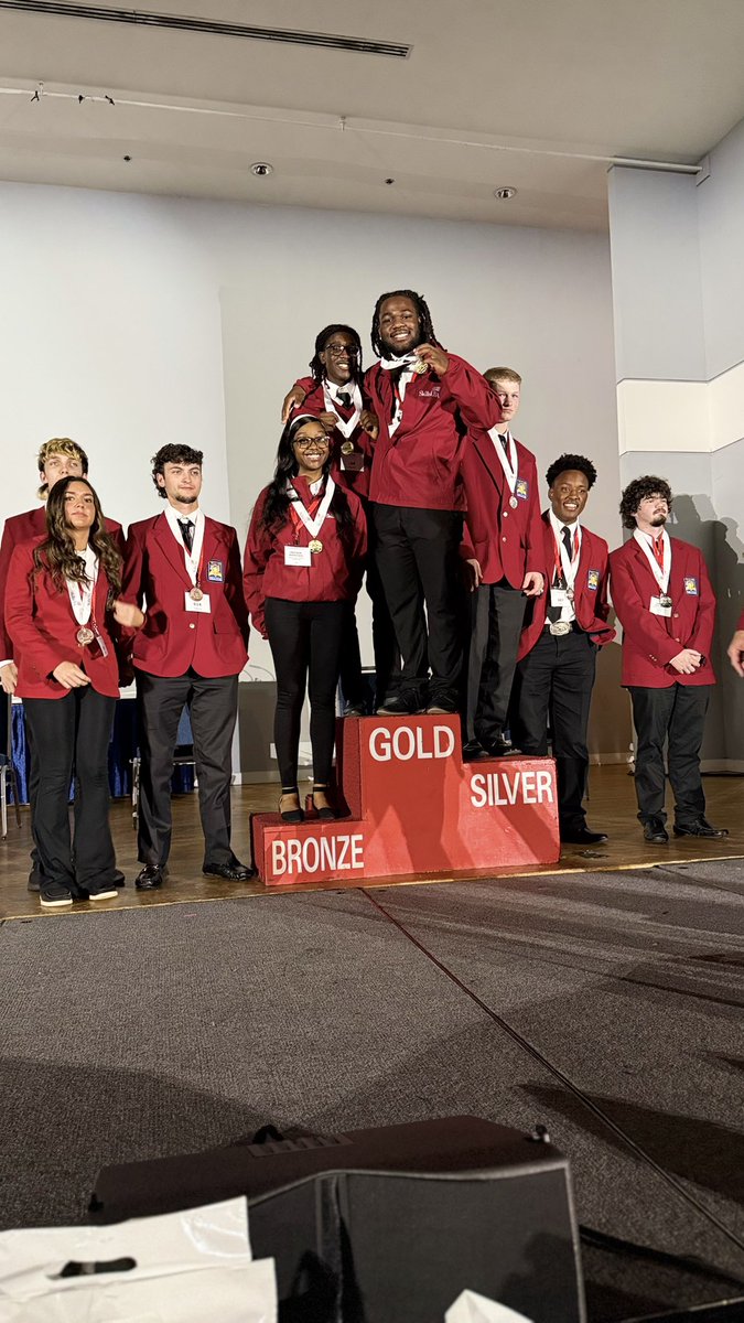 MHSIndMain's tweet image. 2025 Alabama SkillsUSA Championships - Chapter Display - Gold Winners!! Kenyavae Jordan, Madison Burroughs and Joshua Fuller. @MinorHighTigers @JEFCOCareerTech @JEFCOED @SkillsUSA