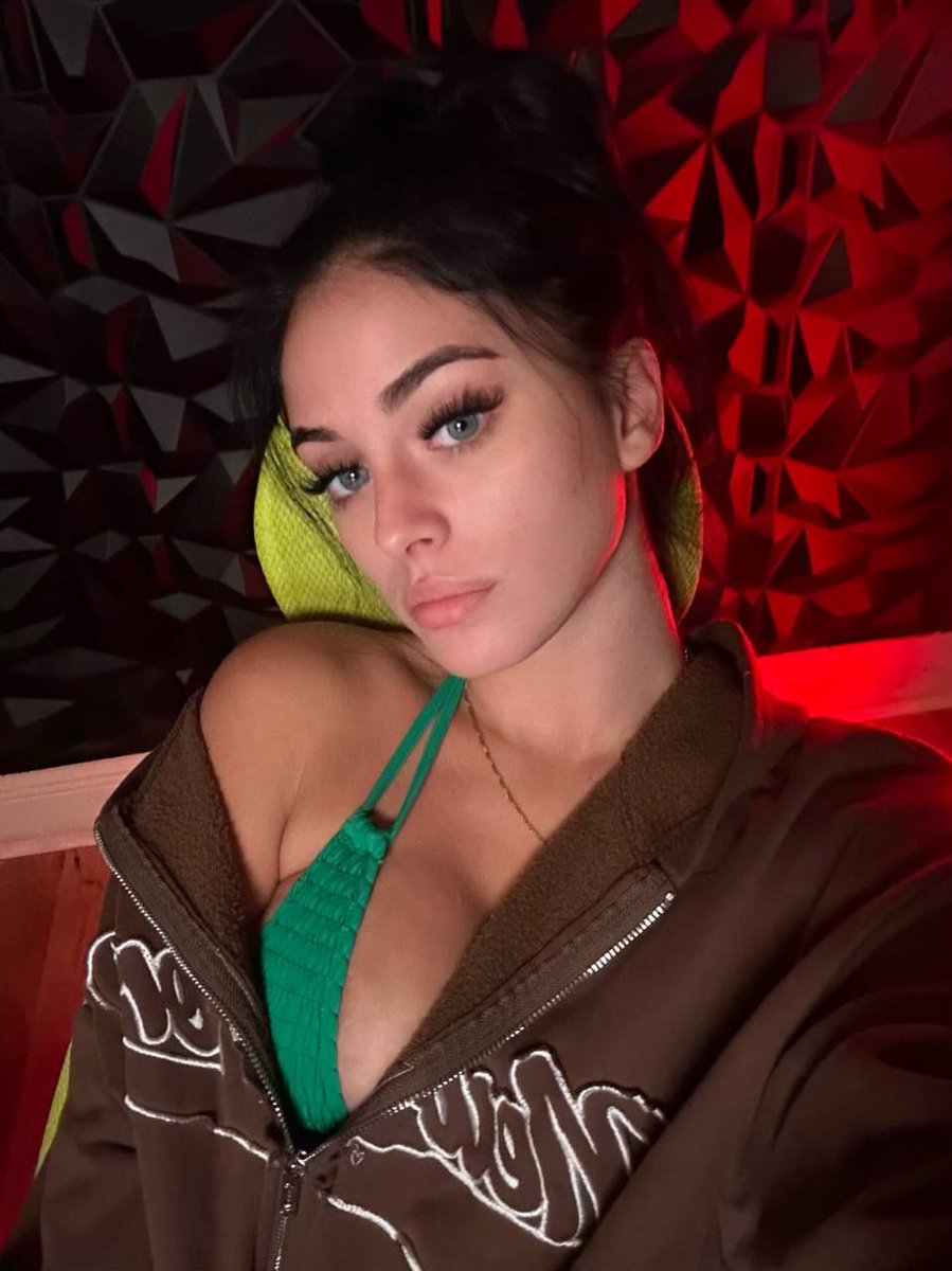 Camilla Araujo (@xcamillaraujo)  X