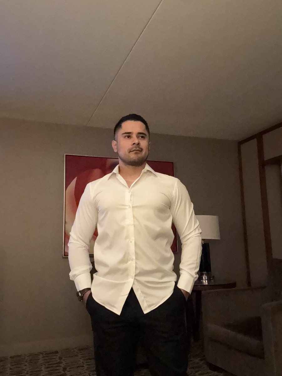 davidavalos5's tweet photo. Soy un bombón 🧔🏻‍♂️ https://t.co/LUuSxQ6tpu