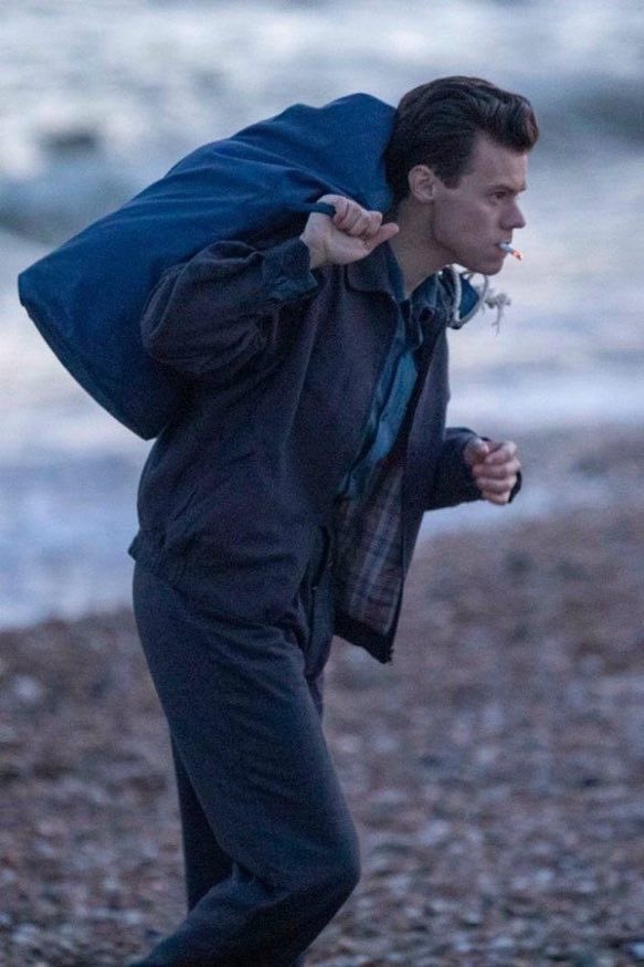 hestylesfiles's tweet image. harry styles on the set of ‘my policeman’ (2021)